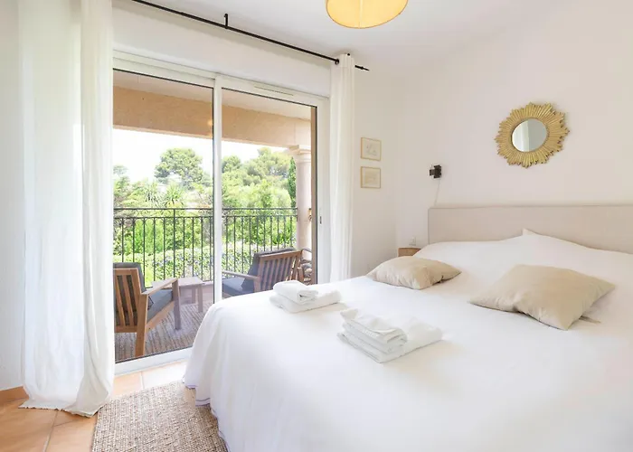 Exceptional 1-bedroom 300m From Garoupe Cap D'antibes *